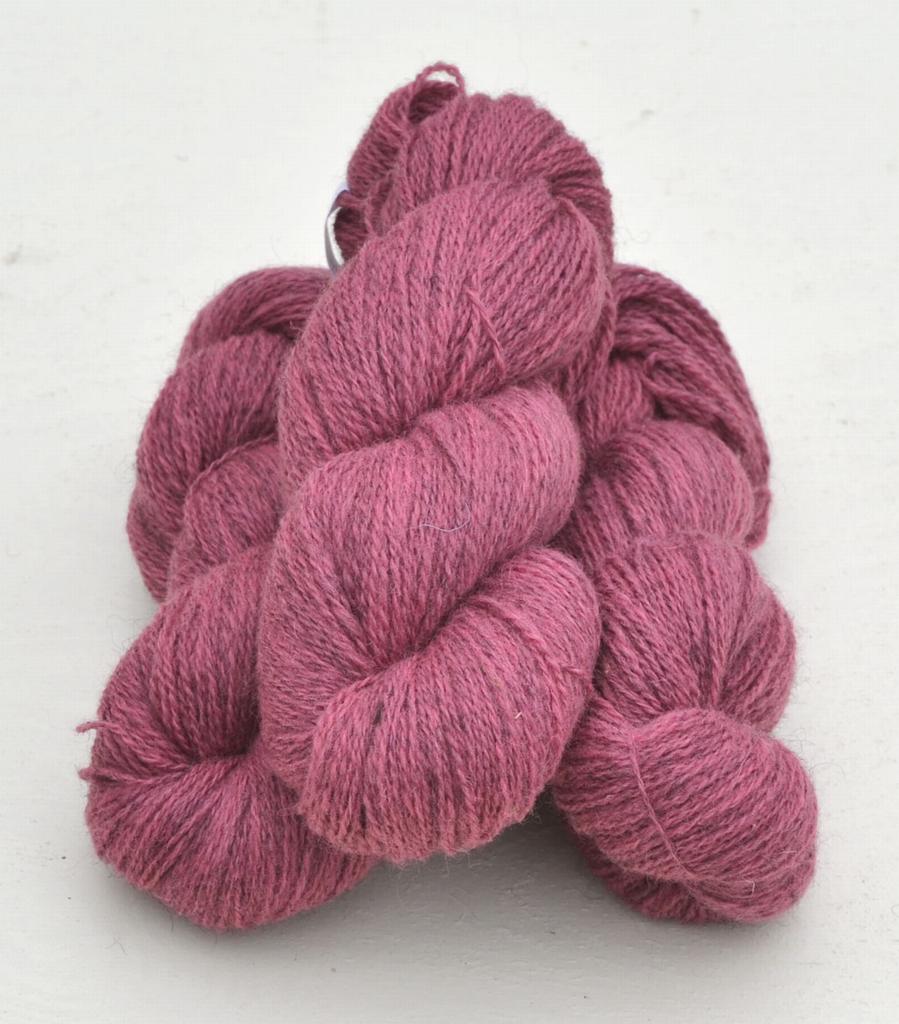 Ullcentrum 6/2-1122 Pink Cerise light Gotland Ullcentrum 6/2-1122 Pink Cerise light Gotland