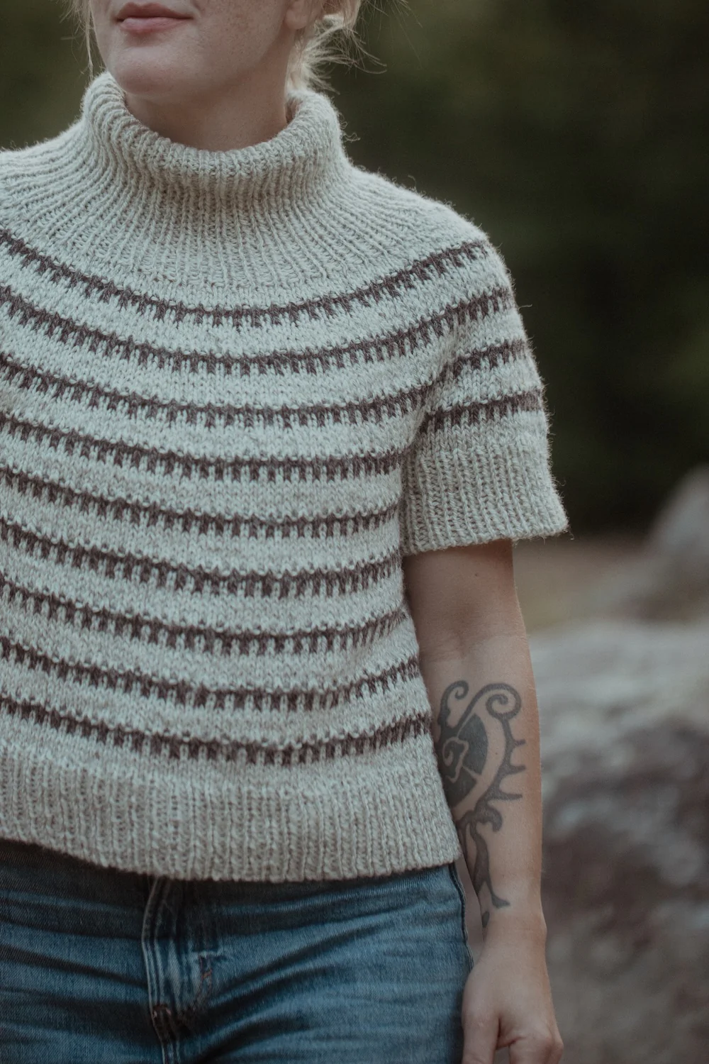 The Island and the Forest: a Knitted Correspondence (Lotta H. Löthgren und Erika Åberg)