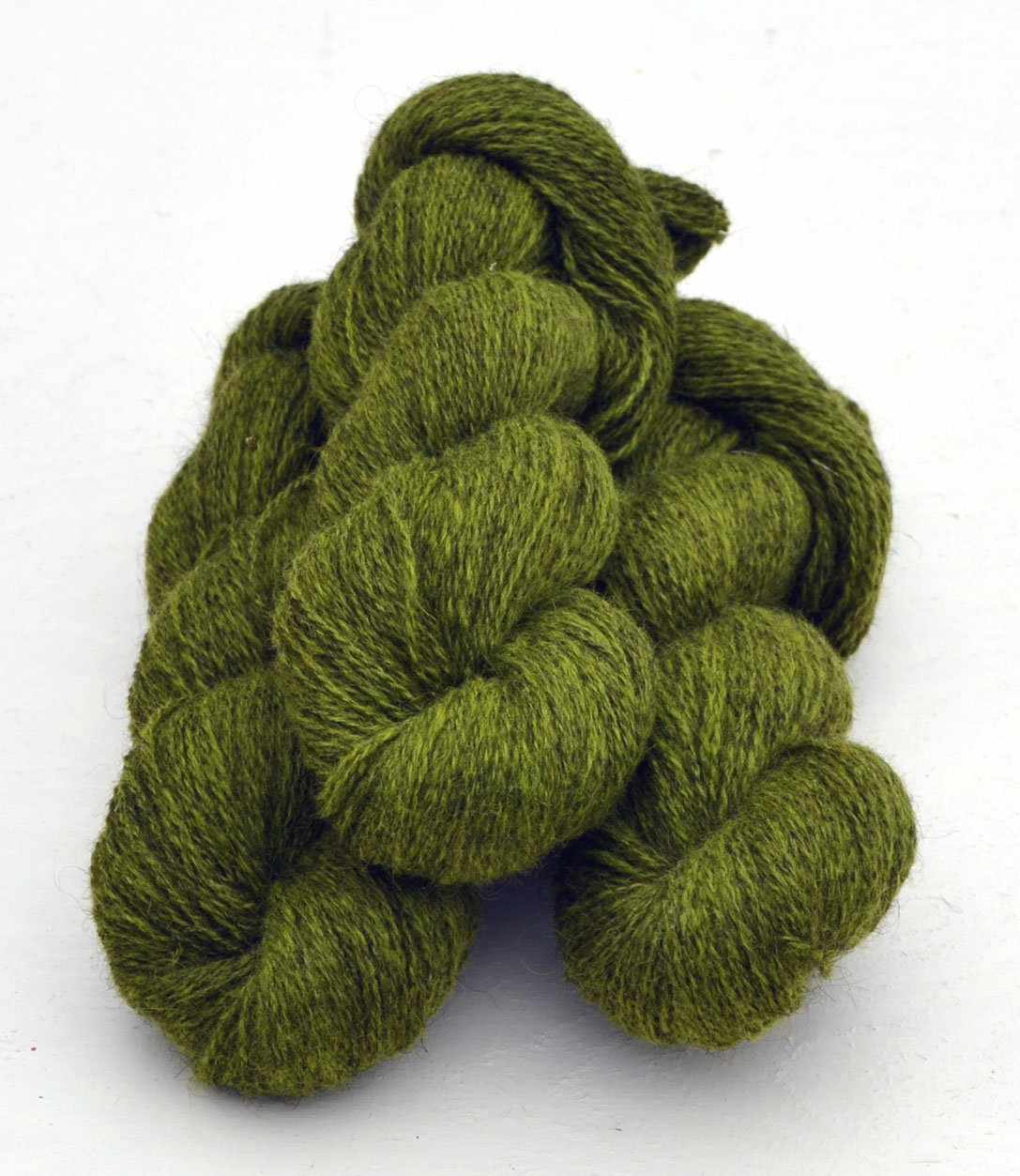 Ullcentrum 6/2-3113 Grasgrün auf dunklem Gotland / Grass Green on medium Gotland Ullcentrum 6/2-3113 Grasgrün auf dunklem Gotland / Grass Green on medium Gotland