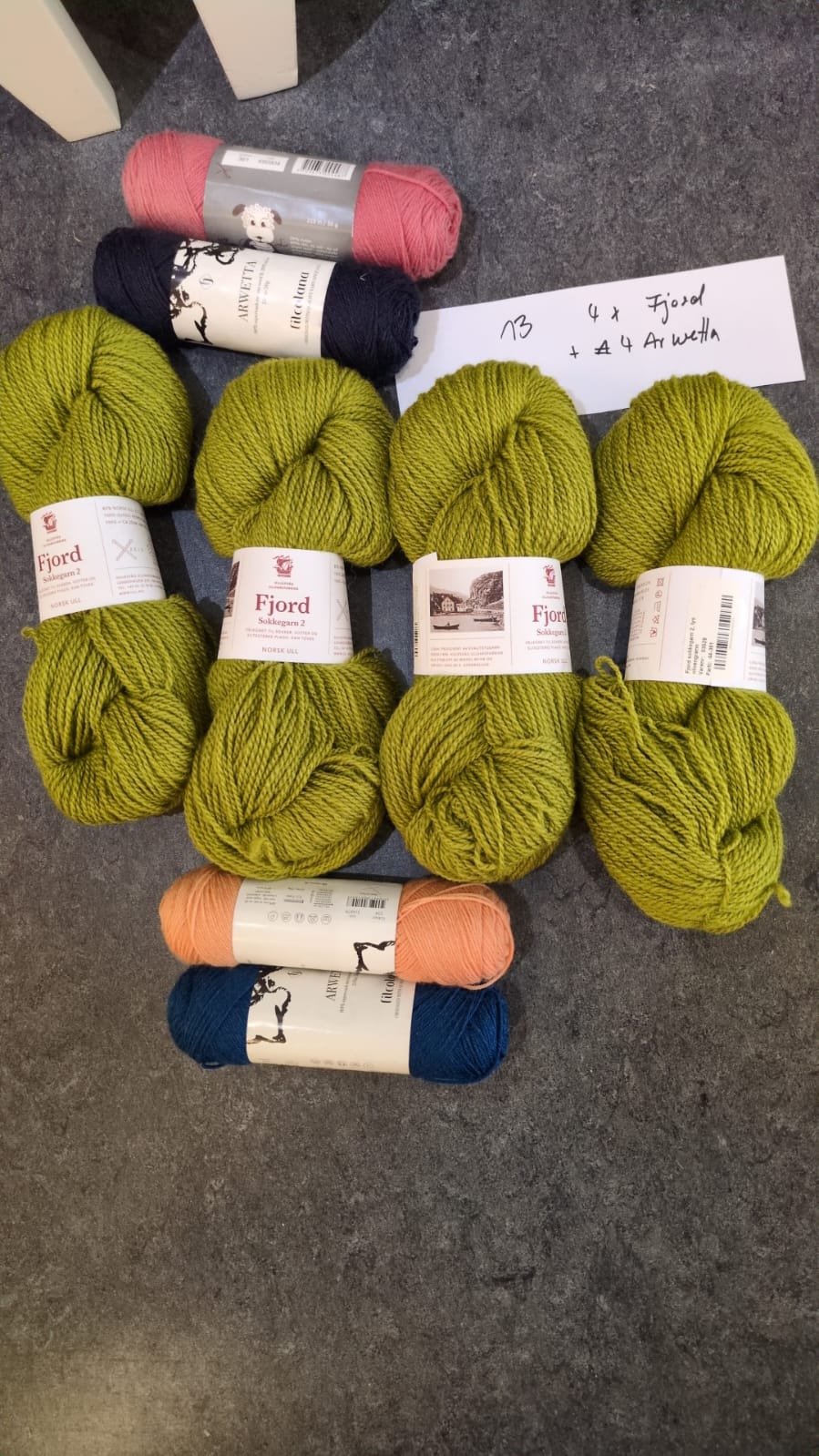 Sockenwolle Reste-Box (SALE)