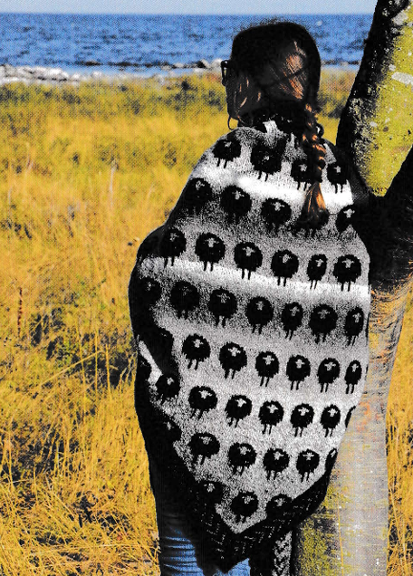 Garnpaket Tuch mit Schafen, Winterschafe Garnpaket Tuch mit Schafen, Winterschafe